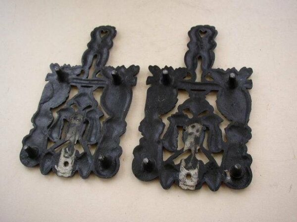 Vintage Pair of Cast Iron Hot Pot- Trivet