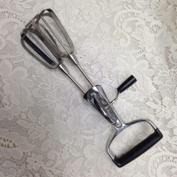 Vintage, EKCO USA., Black Hand Held -Aluminum Egg Beater-Mixer 12in x 4in