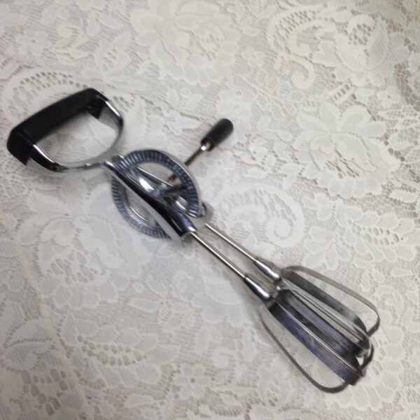 Vintage, EKCO USA., Black Hand Held -Aluminum Egg Beater-Mixer 12in x 4in