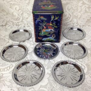 Vintage, Rare, England Variant Gaudy Willow Coasters in Hinged Tin Box 6in x 4in