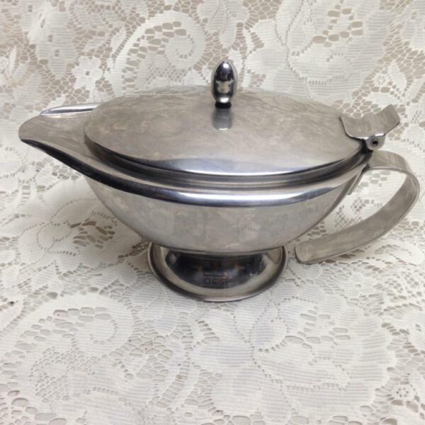 Vintage, Oggi Stainless Gravy Boat with Attached Lid 8.5in L x 5in H x 5in W