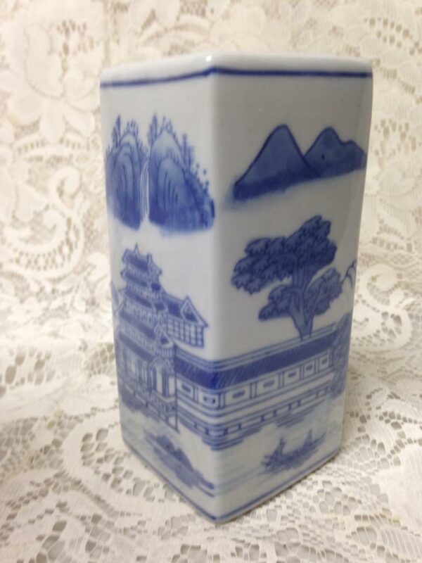 Vintage, Variant Blue Willow Large, Heavy Square Flower Vase 6in x 3in