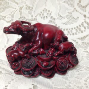 Vintage, Red Buffalo Paperweight 3.5in x 2.5n x 2in