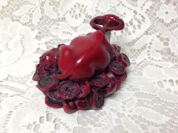 Vintage, Red Buffalo Paperweight 3.5in x 2.5n x 2in