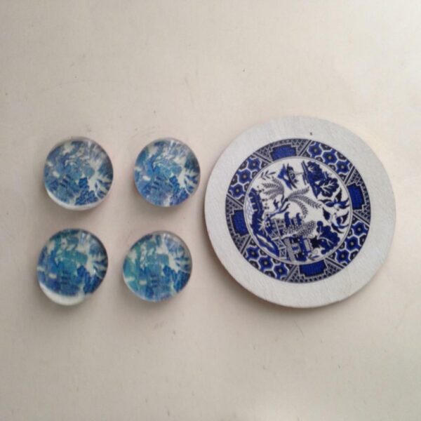 5pc Blue Willow Glass-Board Refrigerator Magnets 1.5in D