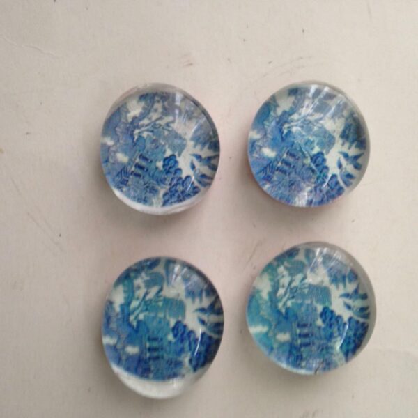 5pc Blue Willow Glass-Board Refrigerator Magnets 1.5in D