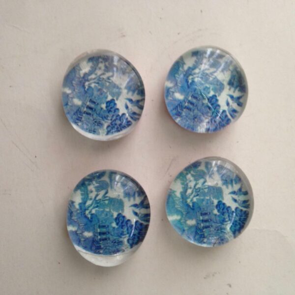 5pc Blue Willow Glass-Board Refrigerator Magnets 1.5in D