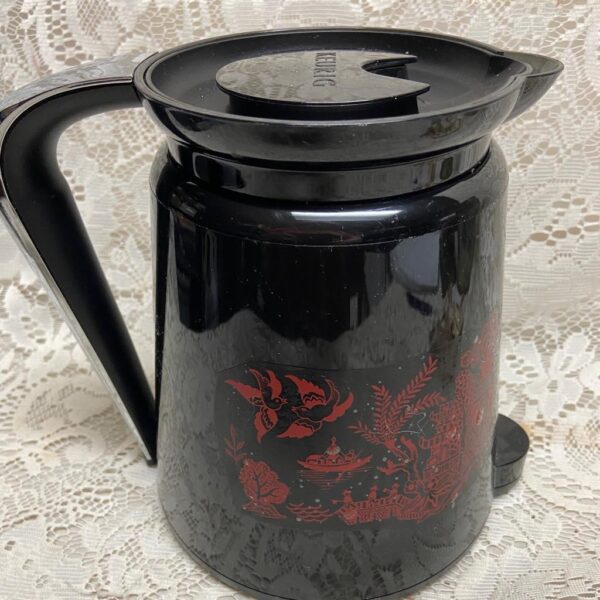 Kuerig Black -Red Willow Teapot 7.5in H x 8in L x 6.5in D