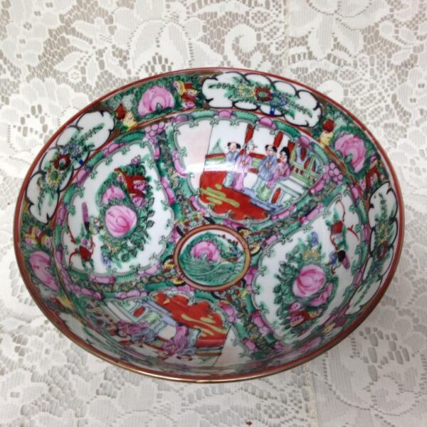 Qianlong and Yongzheng Handpainted Famille Rose Medallion Bowl and Plate Set