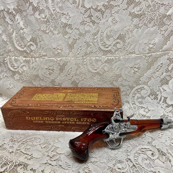 1970s Avon 1760 Dueling Pistol Deep Woods After Shave Decanter 4fl oz (NIB)