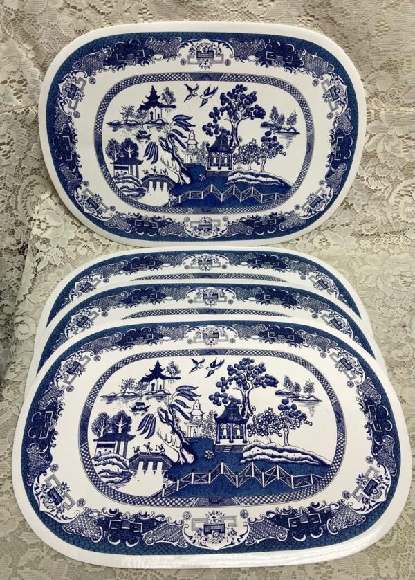 Vintage, 12pc Blue Willow Placemat, Coaster and Napkin Ring Set