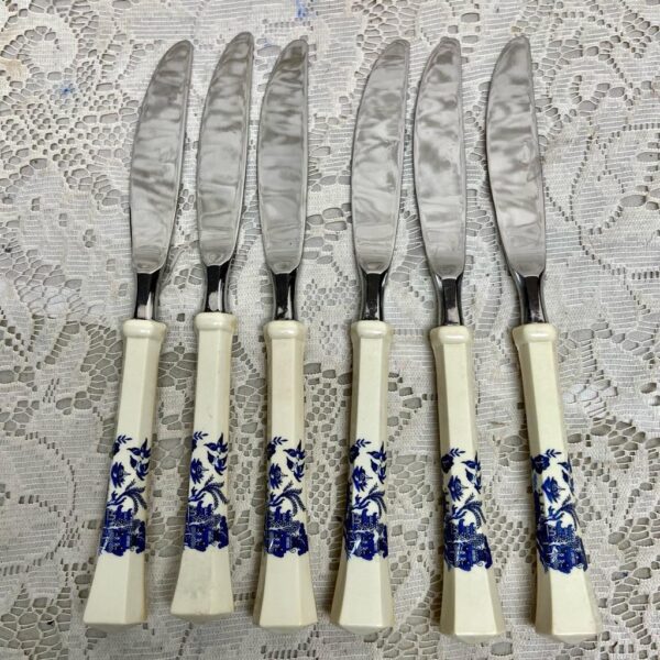 Vintage, 30-pc Oxford Hall Japan Blue Willow Flatware, Service for 6 with Box(B)