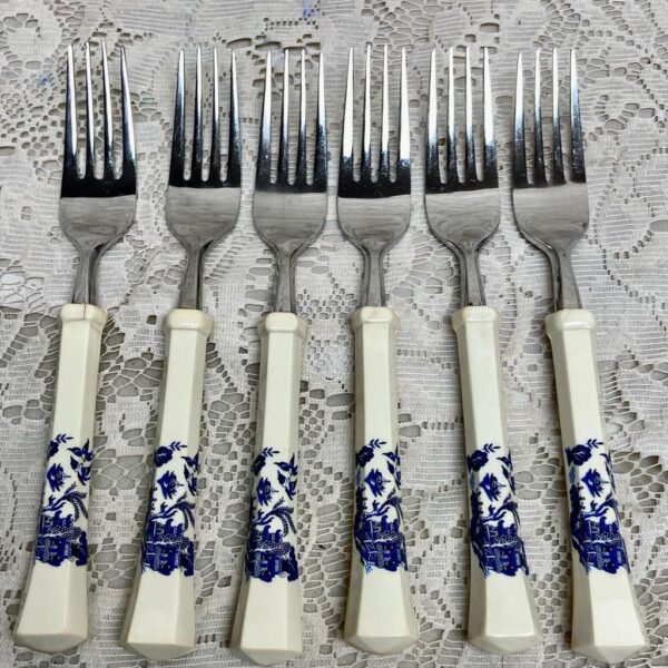 Vintage, 30-pc Oxford Hall Japan Blue Willow Flatware, Service for 6 with Box(B)