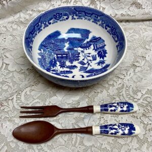 Vintage, 3pc Round Blue Willow Salad-Pasta Bowl with Spoon and Fork