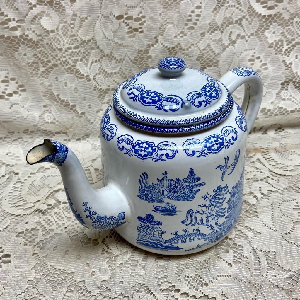 Antique, Rare, Blue Willow Enamelware Teapot or Tea Kettle 10in W x 7.5in H