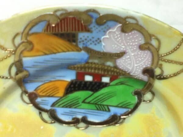 Vintage, Japan, Yellow Lustre Gaudy-Blue Willow, 7.5in Snack or Bread Plate