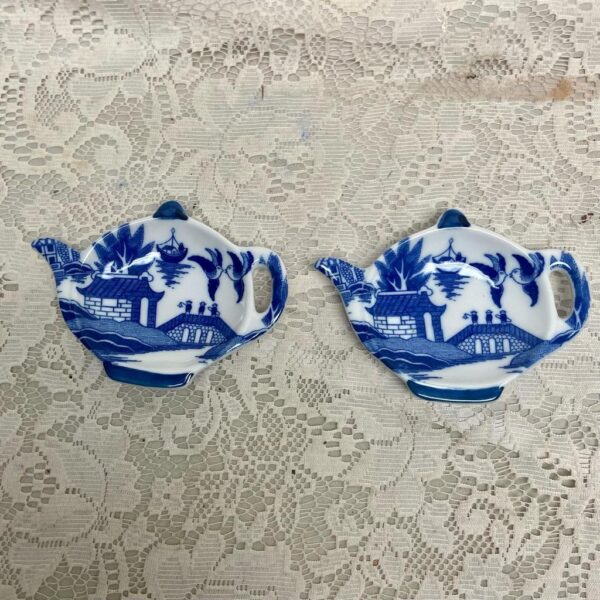 Vintage, Rare, 2pc Blue Willow Teabag or Teaspoon Rest 5in L x 3.5in W