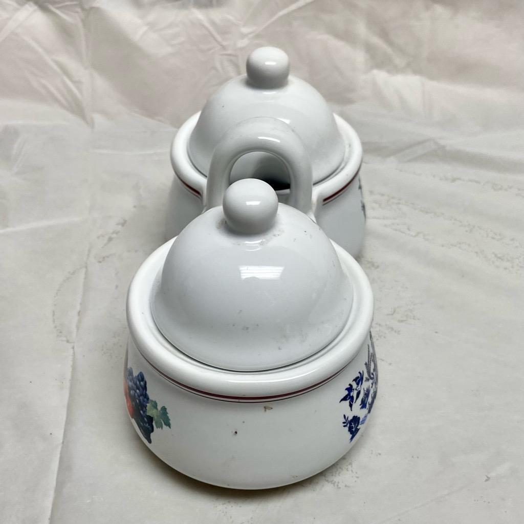 Vintage, Blue Willow White Ceramics Condiment Jar 6.5in x 3.5in x 3in