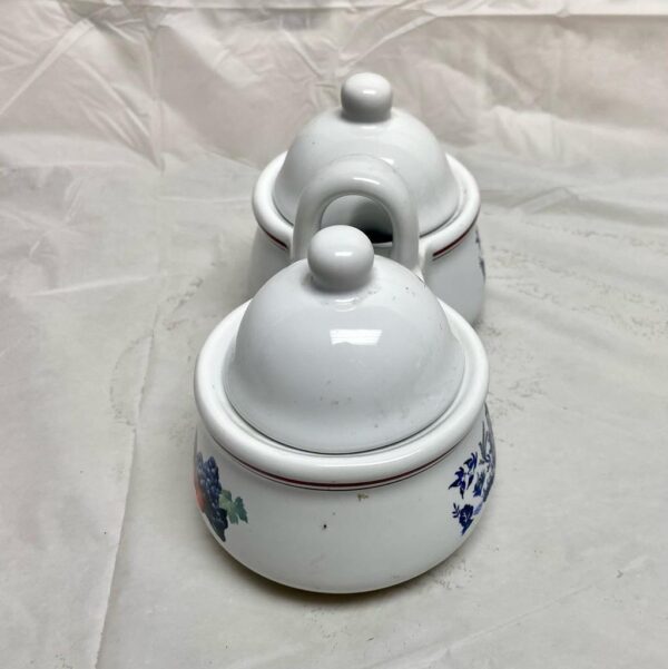 Vintage, Blue Willow White Ceramics Condiment Jar 6.5in x 3.5in x 3in