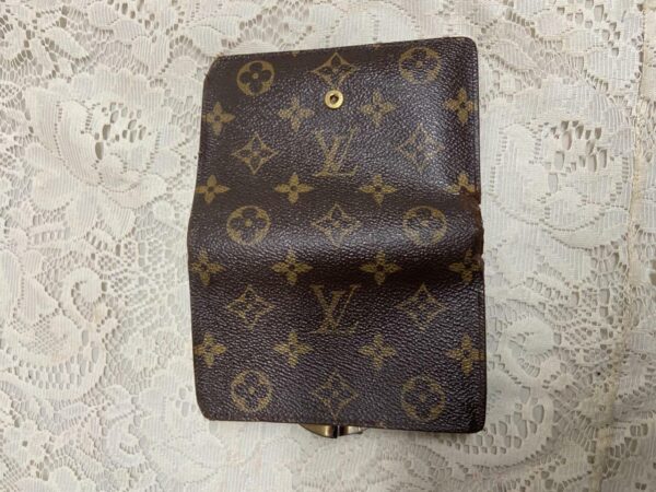 Louis Vuitton Brown Mono Compact Kisslock Bifold Wallet 5.5inx4in