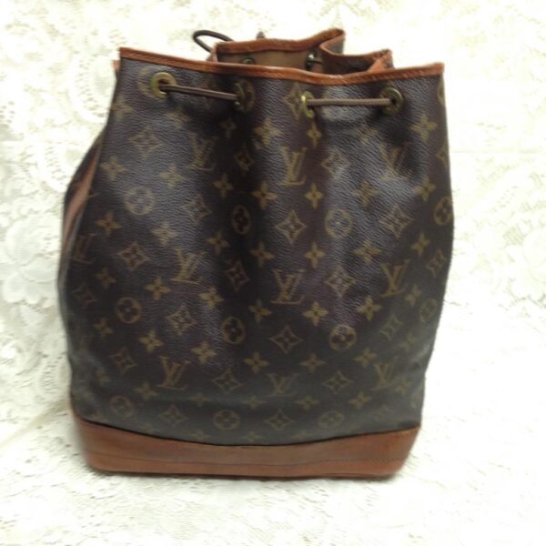 Louis Vuitton Brown Mono Coated Canvas Noe Shoulder Bag 13inx10inx7in (NDC)