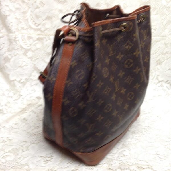 Louis Vuitton Brown Mono Coated Canvas Noe Shoulder Bag 13inx10inx7in (NDC)