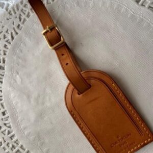 Authentic, Louis Vuitton Tan Leather Handbag or Luggage Name Tag (E0822) This i