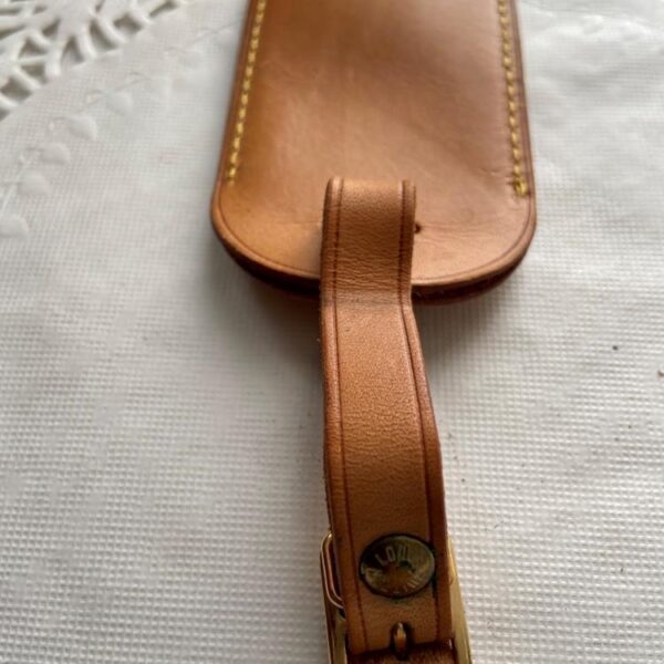 Authentic, Louis Vuitton Tan Leather Handbag or Luggage Name Tag (E0822) This i