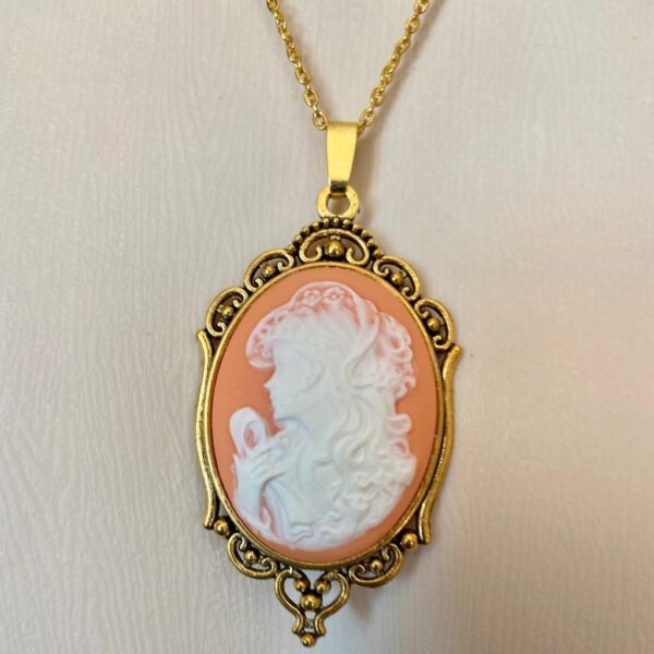 Vintage Pink Cameo of a Lady 18in Gold Plated Pendant Necklace