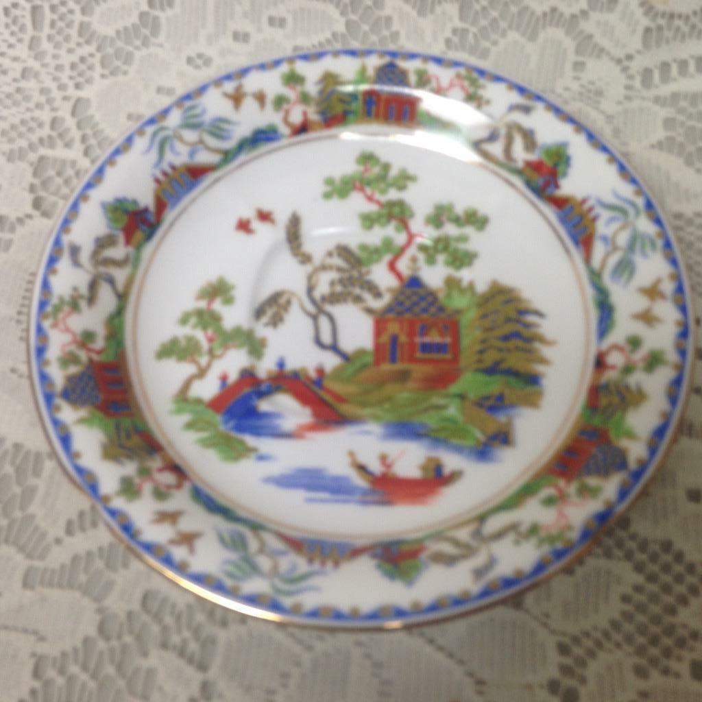 Vintage, Standard China, England, Gaudy Blue Willow 5.75in Saucer