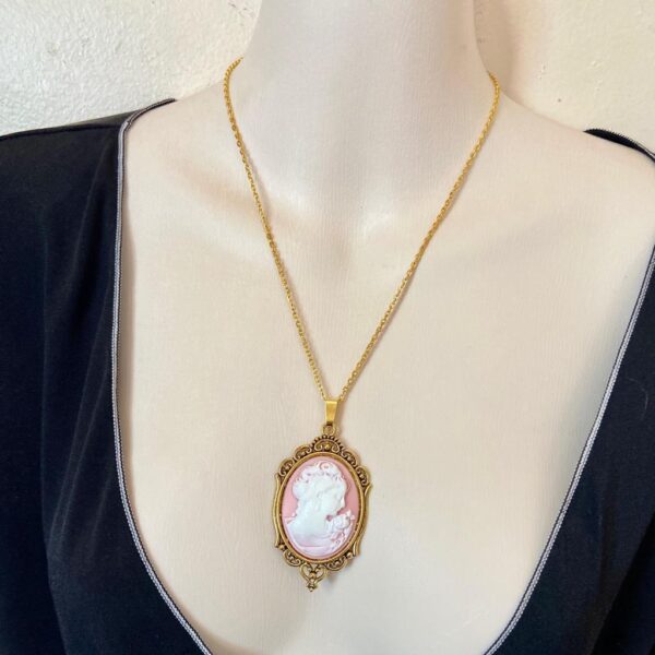 Vintage Pink Cameo of a Lady 18in Gold Plated Pendant Necklace