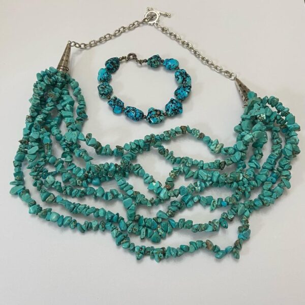 Vintage, Beautiful, Natural Turquoise Beaded Bracelet