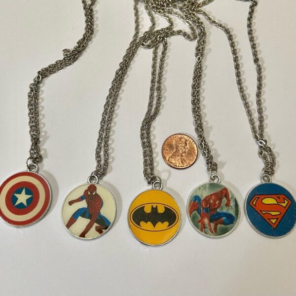 Vintage, 5-pc Marvel Pendant Necklace