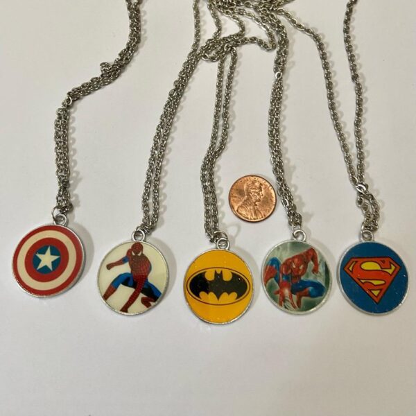 Vintage, 5-pc Marvel Pendant Necklace