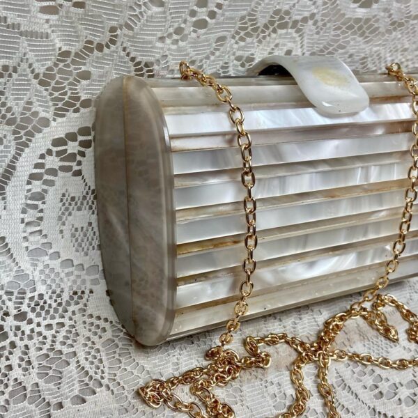 Vintage, Elegant, Mother of Pearl-Lucite Purse Clutch 7in x 4.5in x 3in