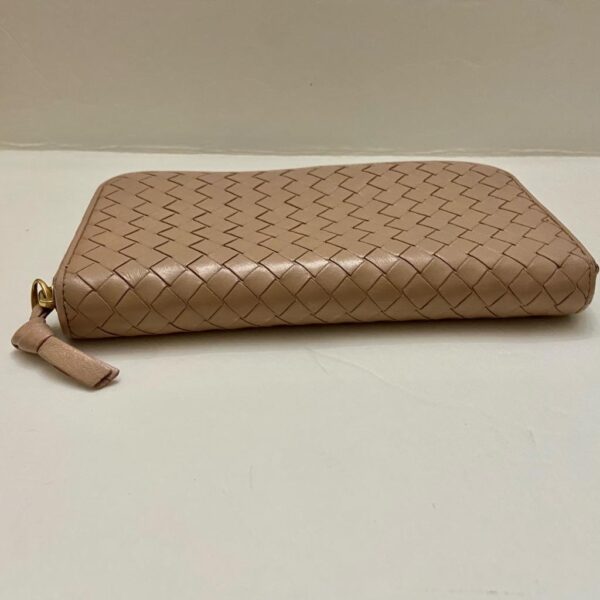 Authentic Bottega Veneta Beige Zippy Long Wallet 7.5in x 4.5in