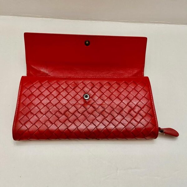 Authentic Bottega Veneta Red Leather Bifold Long Wallet 7.5in x 4.5in