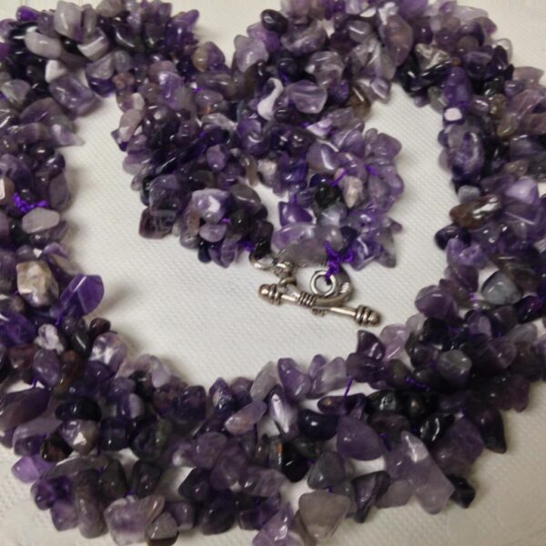 Elegant, Amethyst Chips 18in Beaded Necklace