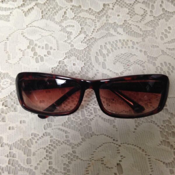 Fendi Italy, FDHT 1037, Large Sun Glasses with Original Case