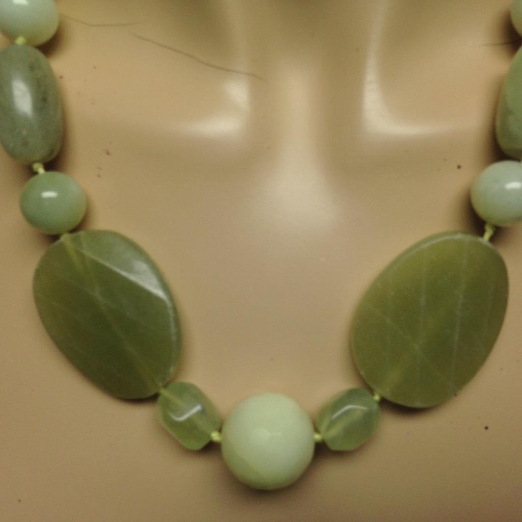 Elegant, Chunky Green Jade Beads, 20in Necklace