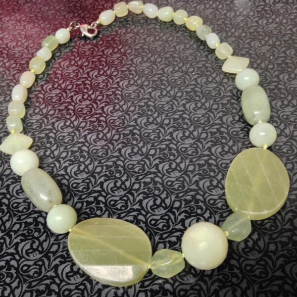 Elegant, Chunky Green Jade Beads, 20in Necklace