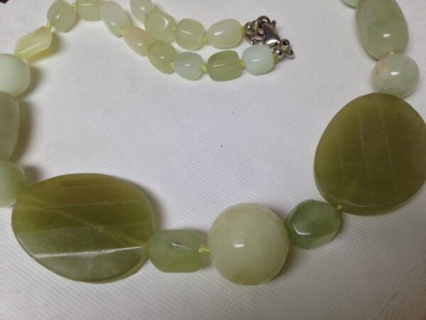 Elegant, Chunky Green Jade Beads, 20in Necklace