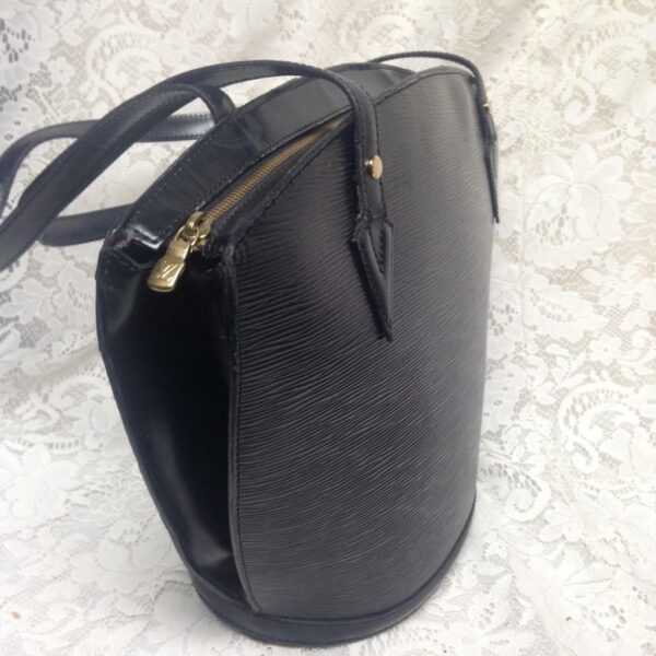 Louis Vuitton St. Jacques Gm Black Cowhide-Epi Leather Tote 18in x 12in x 7in (B