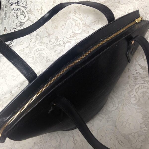 Louis Vuitton St. Jacques Gm Black Cowhide-Epi Leather Tote 18in x 12in x 7in (B