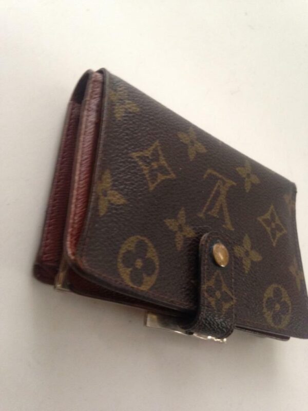 Louis Vuitton Brown Mono Compact Kisslock Bifold Wallet 5.5inx4in