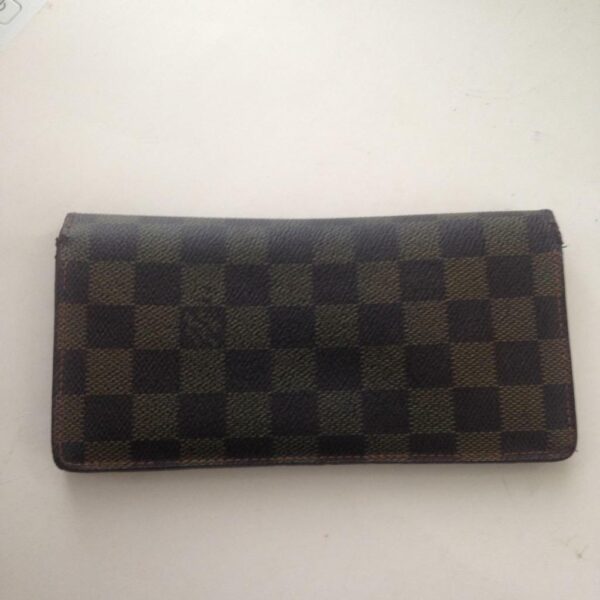 Authentic Louis Vuitton, Damier Ebene Long Wallet 7.25in x 4.5n (SP2087)