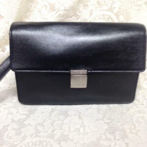 Authentic Louis Vuitton, Black Taiga Leather Mens Clutch 10in x 7in x 3in