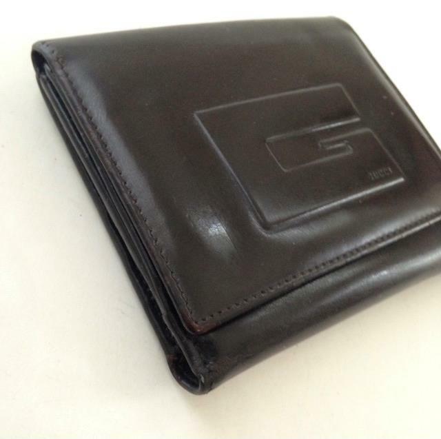 Authentic, Gucci Brown Enamel Tri-fold Wallet 5.5in x 4in