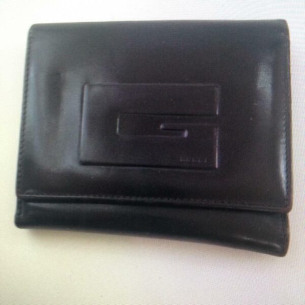 Authentic, Gucci Brown Enamel Tri-fold Wallet 5.5in x 4in