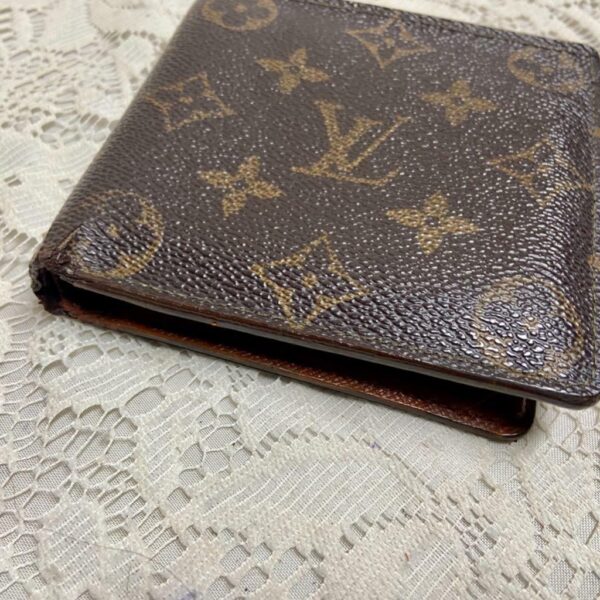 Authentic Louis Vuitton Brown Mono Mens Credit -ID Card Wallet 4in x 4in (A)